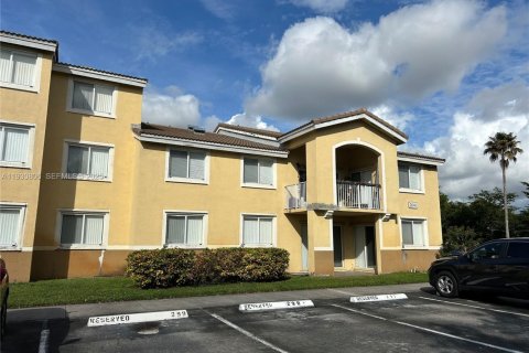 Condo in Davie, Florida, 2 bedrooms  № 1989509 - photo 3