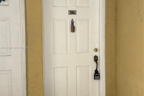 Condo in Davie, Florida, 2 bedrooms  № 1989509 - photo 4