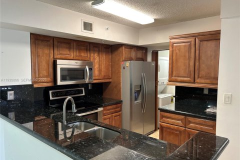Condo in Davie, Florida, 2 bedrooms  № 1989509 - photo 6