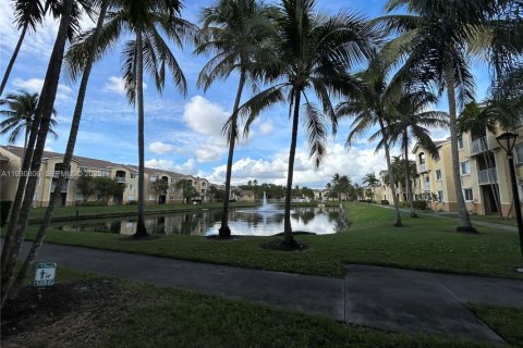 Condo in Davie, Florida, 2 bedrooms  № 1989509 - photo 25