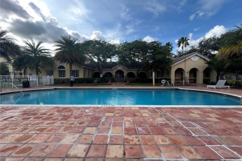 Condo in Davie, Florida, 2 bedrooms  № 1989509 - photo 28