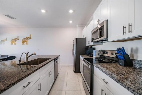 Adosado en venta en Land O' Lakes, Florida, 3 dormitorios, 148.74 m2 № 2258942 - foto 16