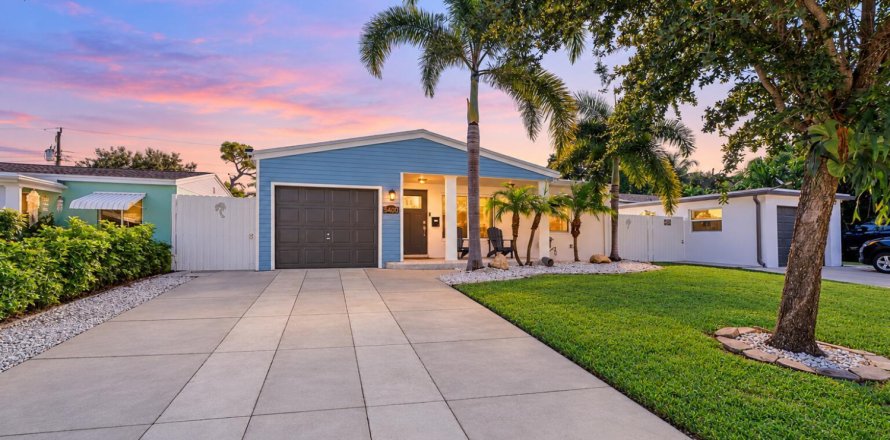House in Oakland Park, Florida 2 bedrooms, 98.2 sq.m. № 2431524