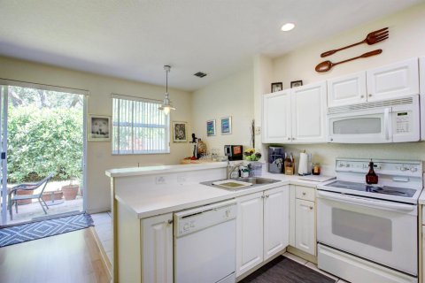 Villa ou maison à louer à Coral Springs, Floride: 3 chambres, 142.7 m2 № 2246347 - photo 10