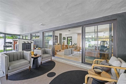House in Fort Lauderdale, Florida 2 bedrooms, 128.67 sq.m. № 2193444 - photo 27