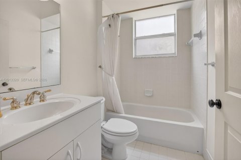 Copropriété à vendre à Boynton Beach, Floride: 3 chambres, 148.64 m2 № 2154197 - photo 24
