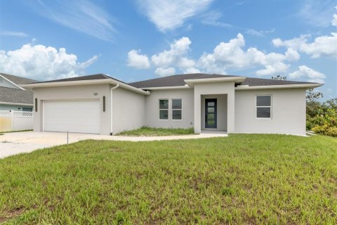 House in Rotonda, Florida 3 bedrooms, 188.31 sq.m. № 1778003 - photo 1