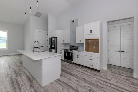 House in Rotonda, Florida 3 bedrooms, 188.31 sq.m. № 1778003 - photo 6