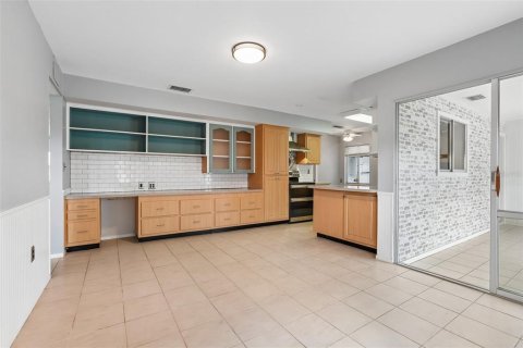 House in Sun City Center, Florida 2 bedrooms, 157.38 sq.m. № 2349817 - photo 14