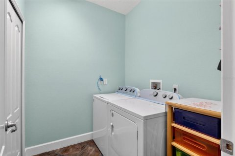 House in Daytona Beach, Florida 3 bedrooms, 167.13 sq.m. № 1886099 - photo 10