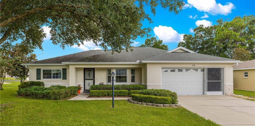 Casa en Ocala, Florida 2 dormitorios, 145.76 m2 № 1906527