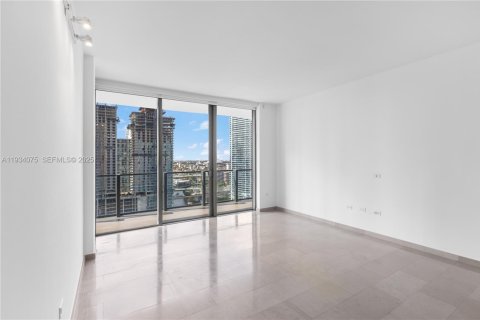 Купить кондоминиум в Майами, Флорида 1 спальня, 75.25м2, № 2035669 - фото 10