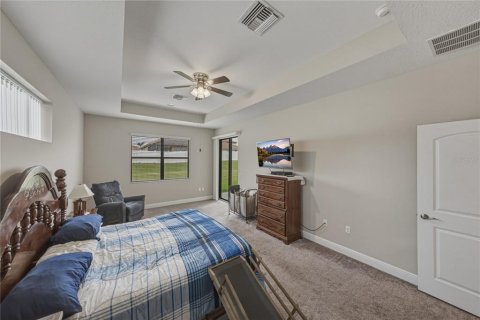 House in Lakeland, Florida 5 bedrooms, 323.86 sq.m. № 2266304 - photo 24