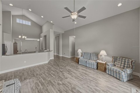 House in Lakeland, Florida 5 bedrooms, 323.86 sq.m. № 2266304 - photo 22