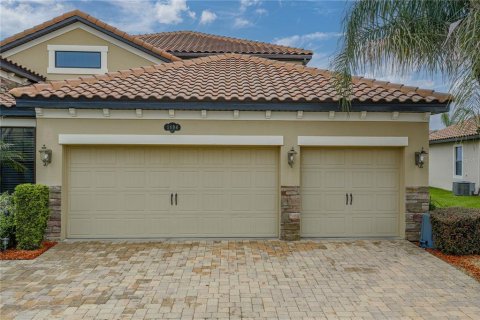 House in Lakeland, Florida 5 bedrooms, 323.86 sq.m. № 2266304 - photo 5