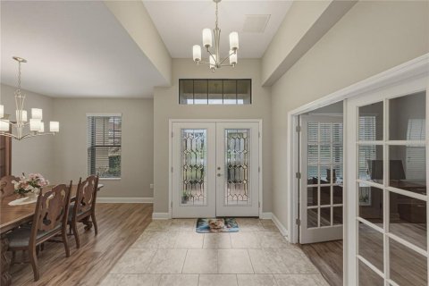 House in Lakeland, Florida 5 bedrooms, 323.86 sq.m. № 2266304 - photo 7