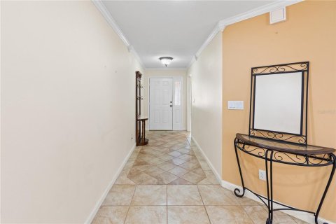 House in Winter Haven, Florida 3 bedrooms, 198.81 sq.m. № 2152103 - photo 10