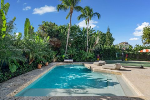 House in Miami Beach, Florida 4 bedrooms, 492.01 sq.m. № 1934042 - photo 5