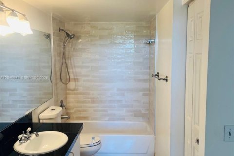 Copropriété à vendre à Aventura, Floride: 1 chambre, 67.82 m2 № 2193177 - photo 26