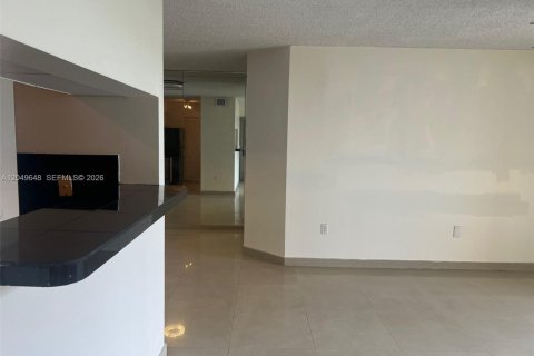 Copropriété à vendre à Aventura, Floride: 1 chambre, 67.82 m2 № 2193177 - photo 24