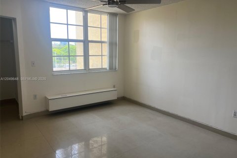 Copropriété à vendre à Aventura, Floride: 1 chambre, 67.82 m2 № 2193177 - photo 28