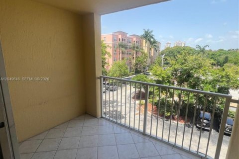 Copropriété à vendre à Aventura, Floride: 1 chambre, 67.82 m2 № 2193177 - photo 4