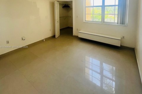 Copropriété à vendre à Aventura, Floride: 1 chambre, 67.82 m2 № 2193177 - photo 27