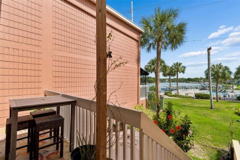 Copropriété à vendre à Tampa, Floride: 2 chambres, 127.09 m2 № 2203612 - photo 2
