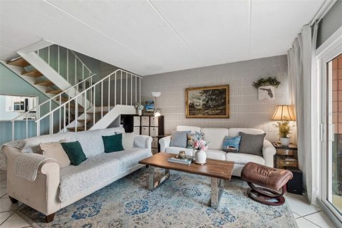 Copropriété à vendre à Tampa, Floride: 2 chambres, 127.09 m2 № 2203612 - photo 11
