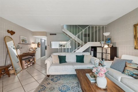 Copropriété à vendre à Tampa, Floride: 2 chambres, 127.09 m2 № 2203612 - photo 13