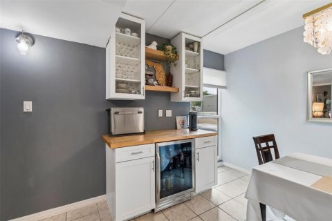 Copropriété à vendre à Tampa, Floride: 2 chambres, 127.09 m2 № 2203612 - photo 5