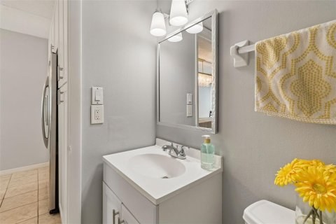 Copropriété à vendre à Tampa, Floride: 2 chambres, 127.09 m2 № 2203612 - photo 23
