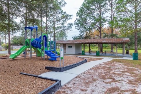 House in Tampa, Florida 4 bedrooms, 141.49 sq.m. № 2106075 - photo 28