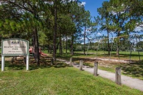 House in Tampa, Florida 4 bedrooms, 141.49 sq.m. № 2106075 - photo 24