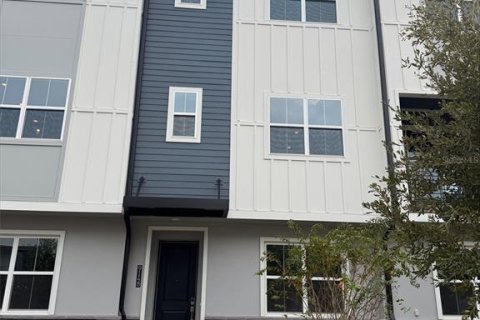 Townhouse in Orlando, Florida 4 bedrooms, 173.45 sq.m. № 2362357