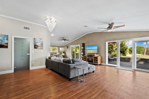 Casa en venta en Sarasota, Florida, 5 dormitorios, 236.06 m2 № 1542690 - foto 11