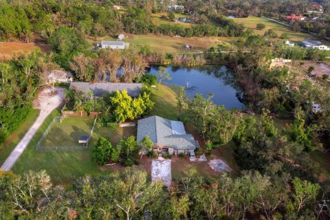Casa en venta en Sarasota, Florida, 5 dormitorios, 236.06 m2 № 1542690 - foto 1