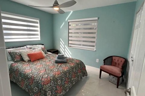 Casa en alquiler en Miami, Florida, 3 dormitorios, 101.45 m2 № 2045568 - foto 18