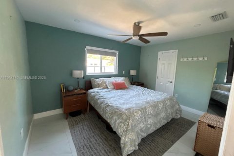 Casa en alquiler en Miami, Florida, 3 dormitorios, 101.45 m2 № 2045568 - foto 24