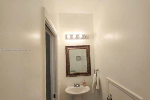 Adosado en venta en Homestead, Florida, 4 dormitorios, 147.9 m2 № 1926059 - foto 11