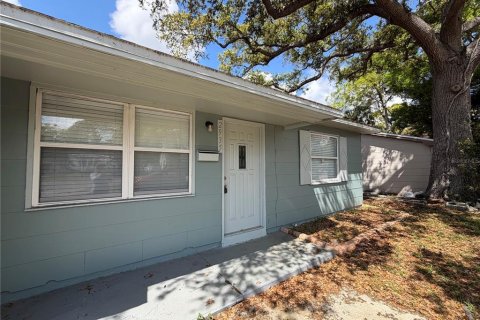 Villa ou maison à vendre à Saint Petersburg, Floride: 4 chambres, 96.8 m2 № 2415159 - photo 3