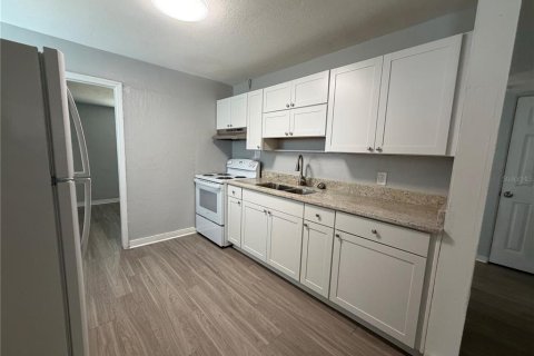 Villa ou maison à vendre à Saint Petersburg, Floride: 4 chambres, 96.8 m2 № 2415159 - photo 5