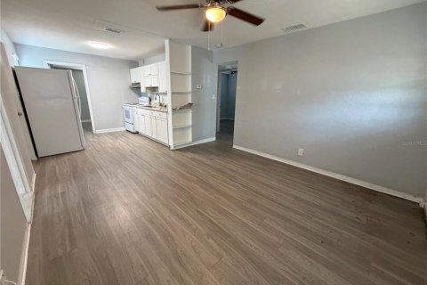 Villa ou maison à vendre à Saint Petersburg, Floride: 4 chambres, 96.8 m2 № 2415159 - photo 8