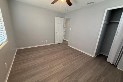 Villa ou maison à vendre à Saint Petersburg, Floride: 4 chambres, 96.8 m2 № 2415159 - photo 10