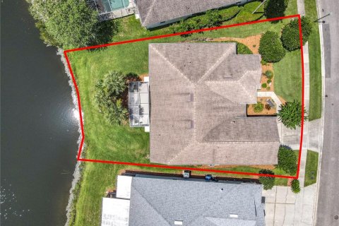 House in Orlando, Florida 4 bedrooms, 261.8 sq.m. № 1801594 - photo 4