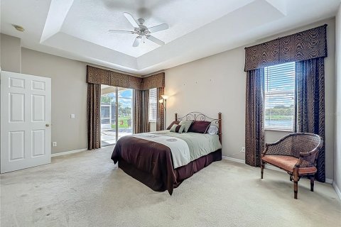 House in Orlando, Florida 4 bedrooms, 261.8 sq.m. № 1801594 - photo 30