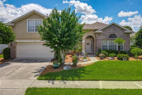 House in Orlando, Florida 4 bedrooms, 261.8 sq.m. № 1801594 - photo 8