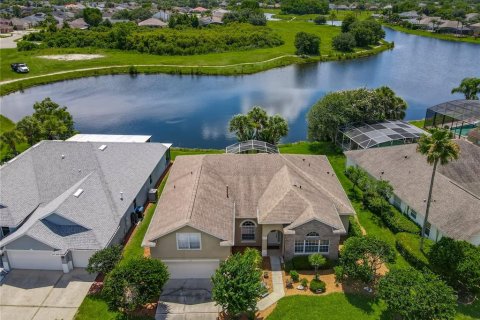 House in Orlando, Florida 4 bedrooms, 261.8 sq.m. № 1801594 - photo 7