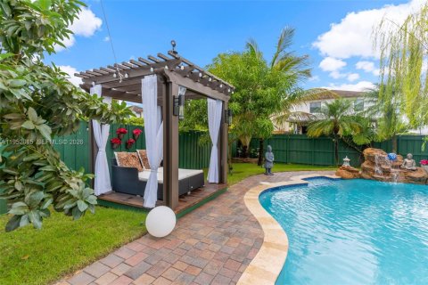 Villa ou maison à Miami, Floride 4 chambres, 224.08 m2 № 2090242