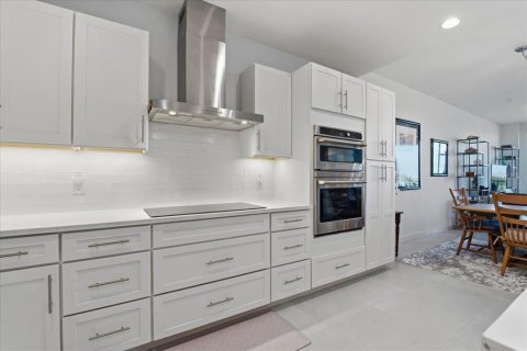 Купить кондоминиум в Клируотер, Флорида 5 комнат, 181.44м2, № 2151413 - фото 15